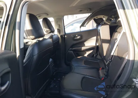 2021 Jeep Compass Latitude 4X4 from USA, damaged, VIN 3C4NJDBB9MT560746